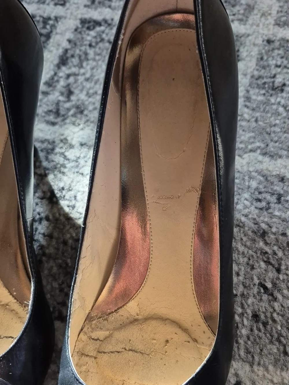 Calvin Klein Black Pointed-Toe Pumps